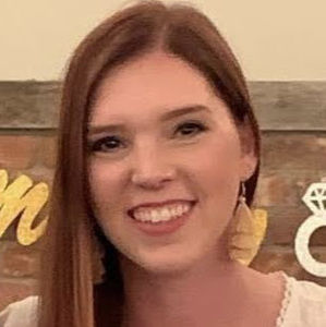 Meet your Posher, Caitlin